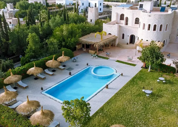 RIAD YANITRI Piscine chauffée